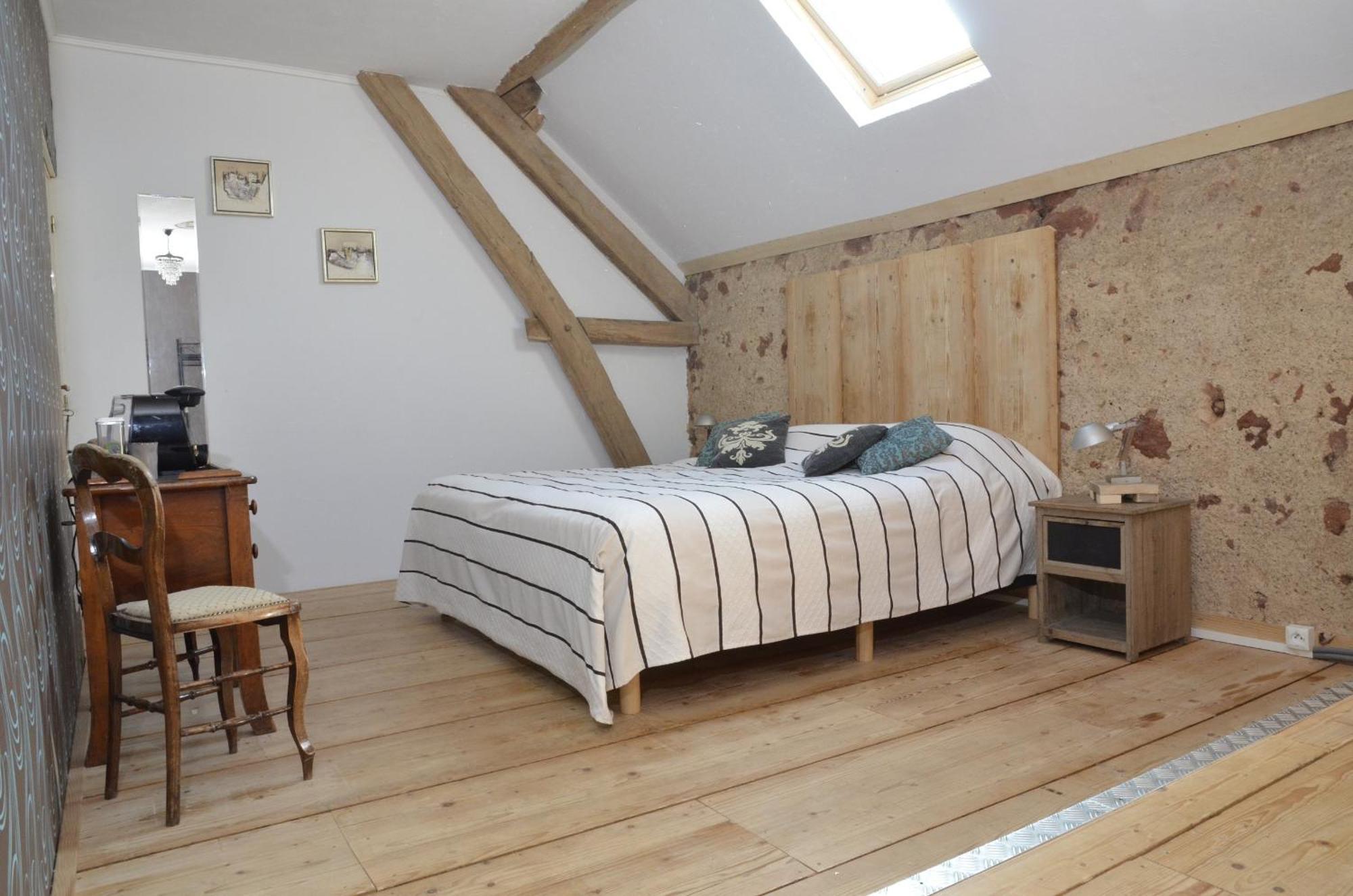 Bed and Breakfast Les Fruits Du Passau Saint-Désiré Zimmer foto